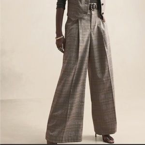 NWT Banana Republic high waisted trousers